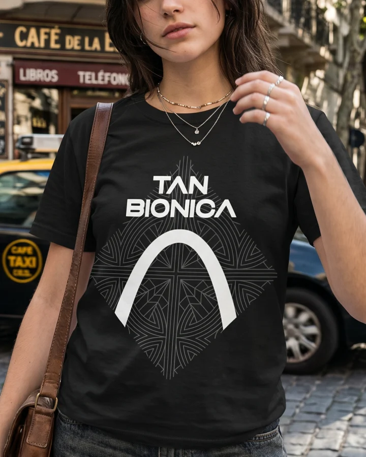 Remera El Regreso Negra